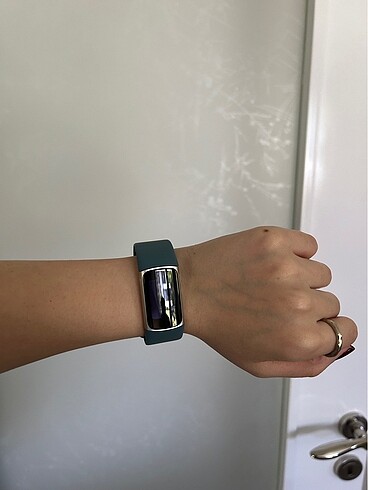 fitbit charge 5 alıllı saat