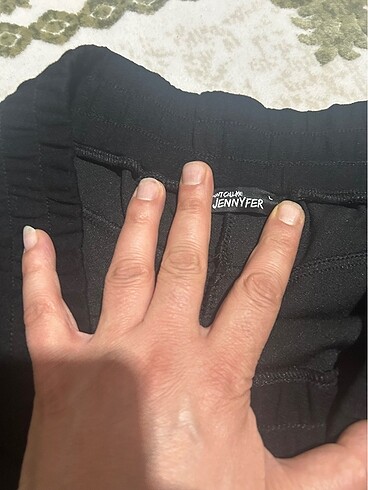 l Beden siyah Renk Sıfır şort