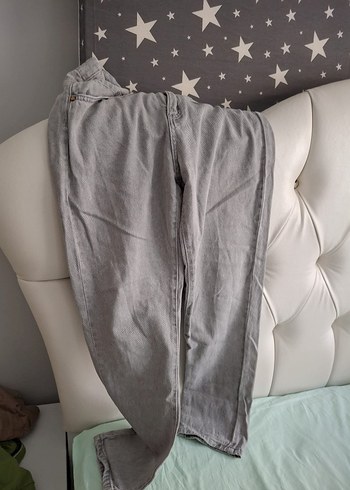 Gri Bol Kesim Düğmeli Kadın Kot Pantolon - Görsel 2