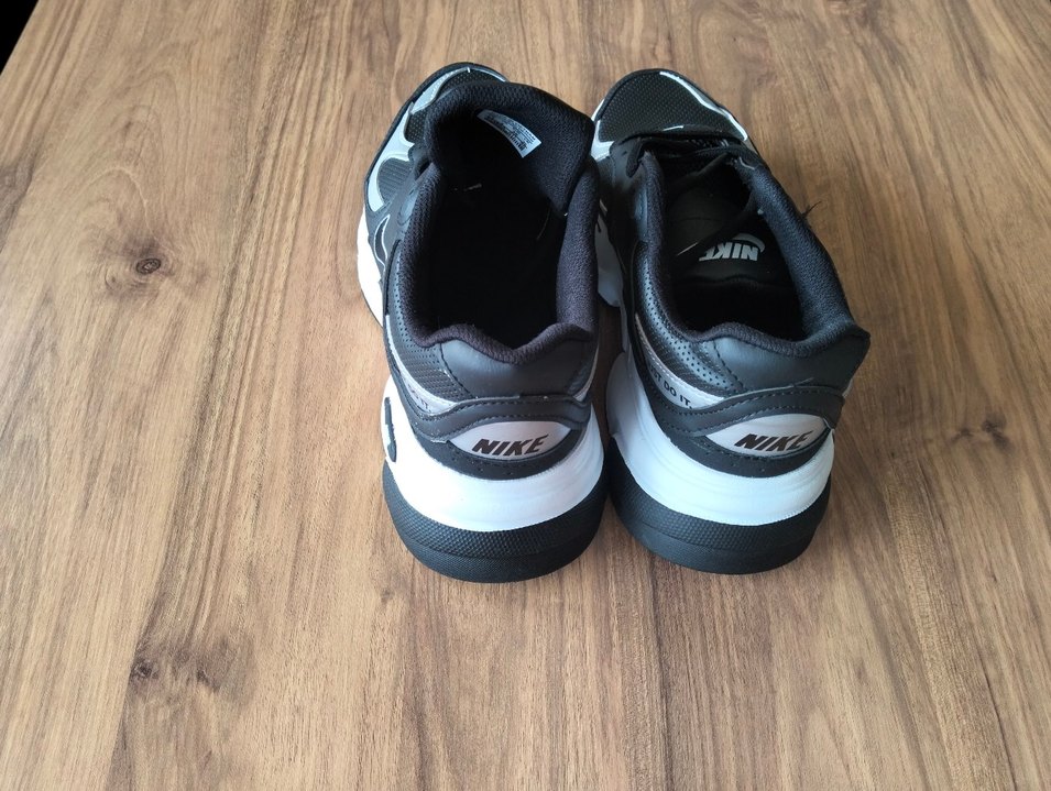 Nike Siyah Kadın Spor Ayakkabı - Görsel 2