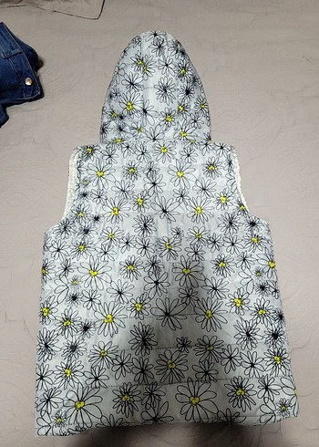 Civil Kız Çocuk Çiçek Desenli Kapüşonlu Yelek - Görsel 2