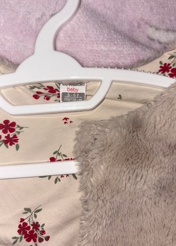 Kız Çocuk Bej Kürk Detaylı Yelek - Görsel 3