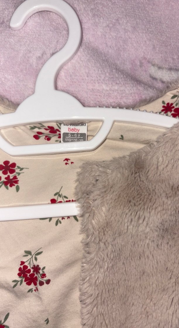 Kız Çocuk Bej Kürk Detaylı Yelek - Görsel 3