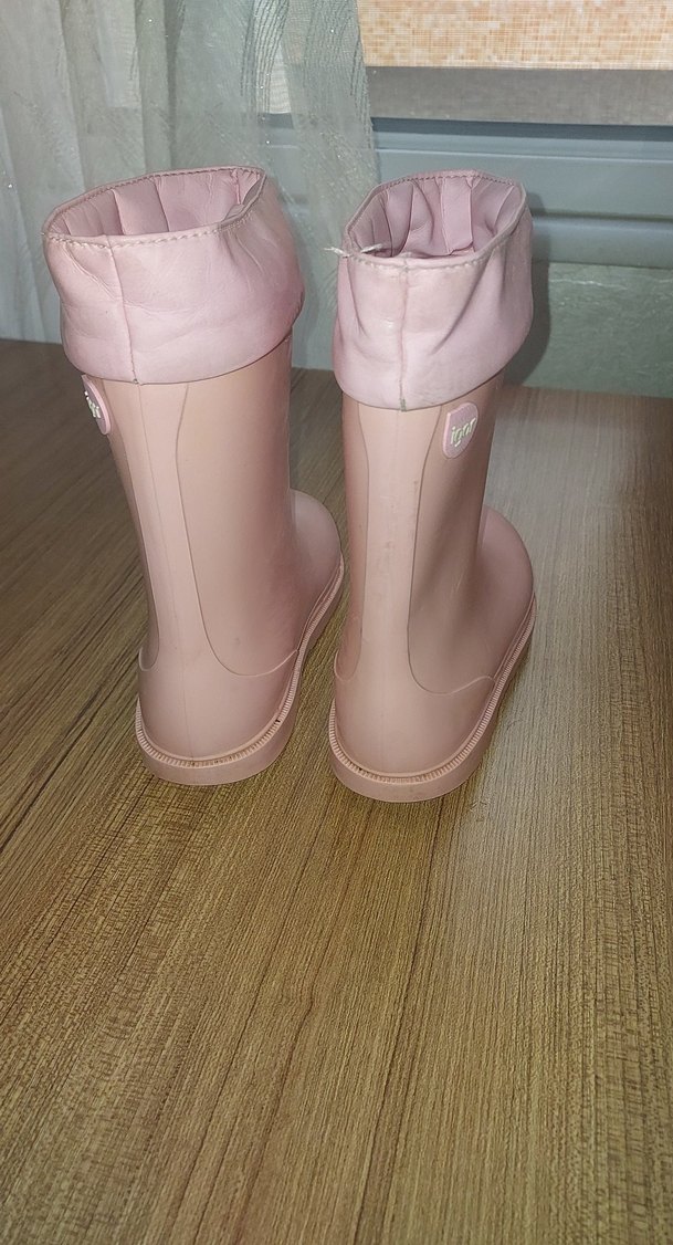 PembeKız ÇocukYağmur Çizmesi igor marka temiz göründüğü gibidir - Görsel 3