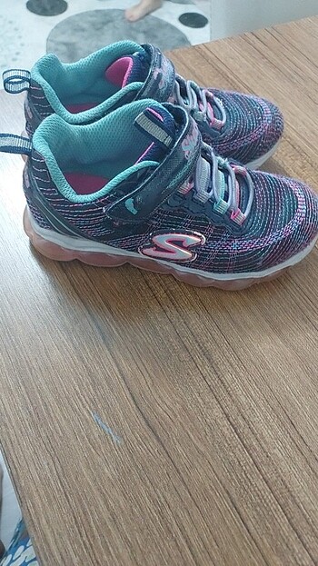 28 Beden 28 numara skechers 