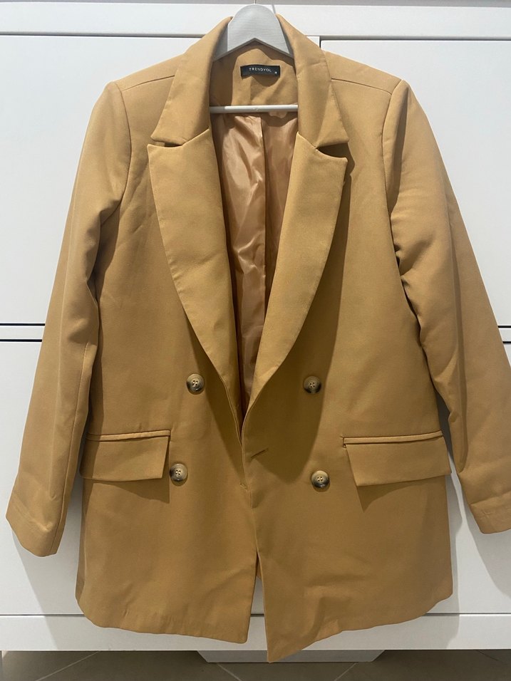 Bej Kadın Süet Düğmeli Midi Blazer - Görsel 2