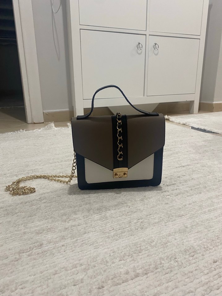 Gri Zincir Detaylı Kadın Deri Çanta - Görsel 2