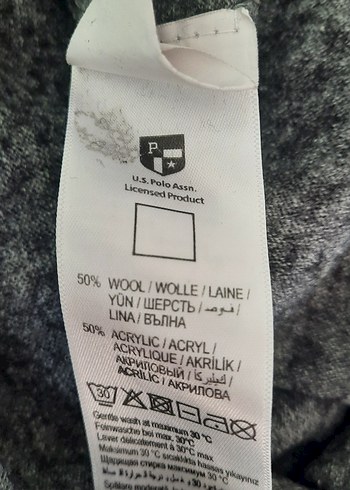 Gri V Yaka Erkek Örgü Yün Kazak - Görsel 4