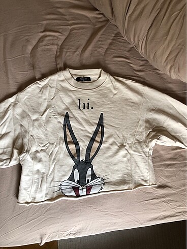 s Beden Crop bugs bunny sweatshirt