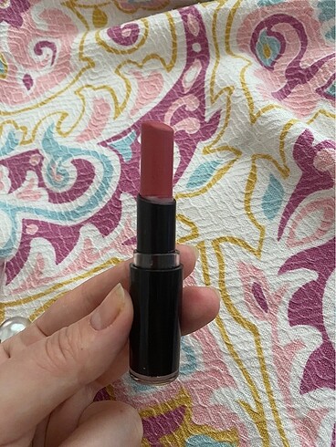  Beden Wet n wild mat pembe ruj