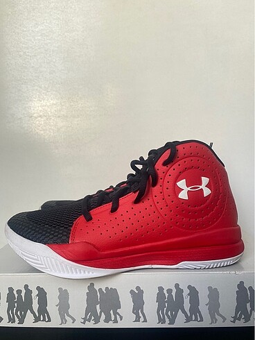 38 Beden Unisex UNDER ARMOUR Basketbol Ayakkabısı 38 Numara