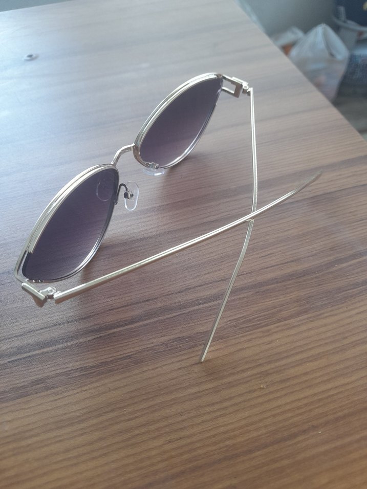 Güneş Gözlüğü Şeffaf Çerçeve - Görsel 3