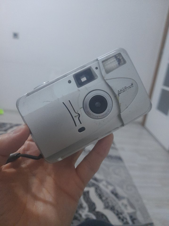 Beyaz Retro Filmli Kamera - Görsel 2