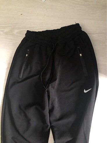 Eşofman altı kumaşı çok güzel - Görsel 2