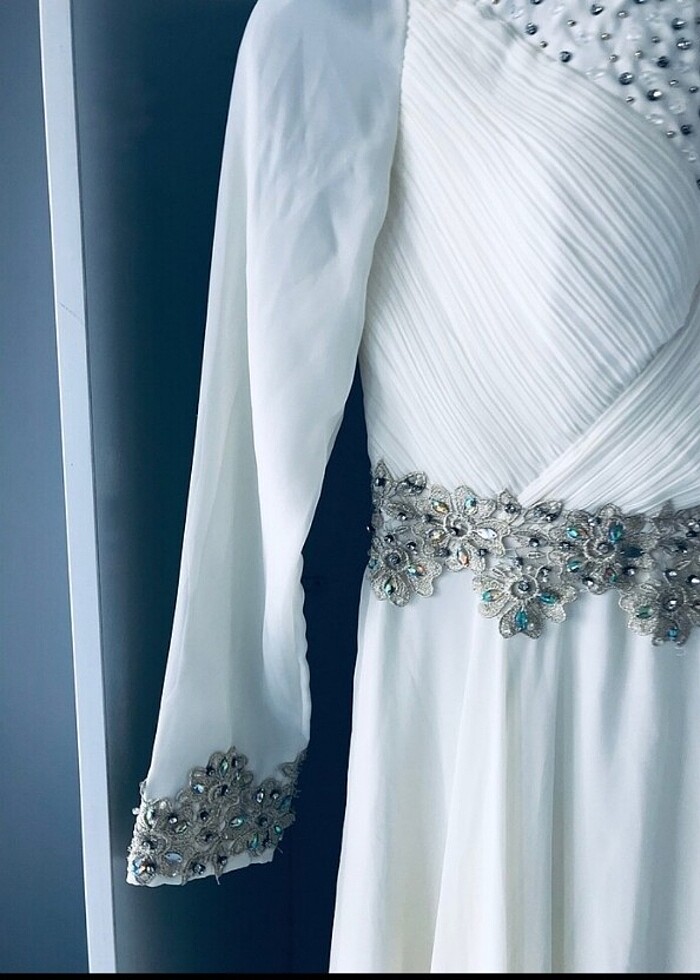 Kırık beyaz abiye elbise  - Görsel 3