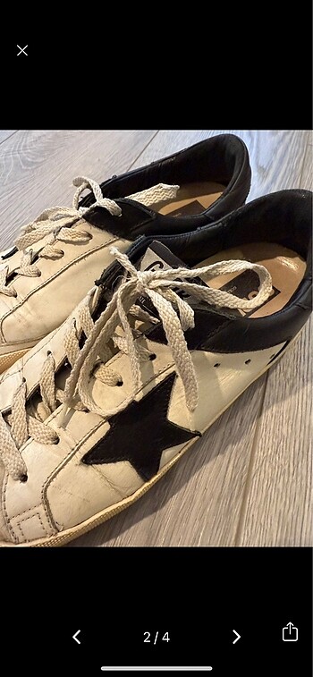 Golden Goose Deluxe Golden goose