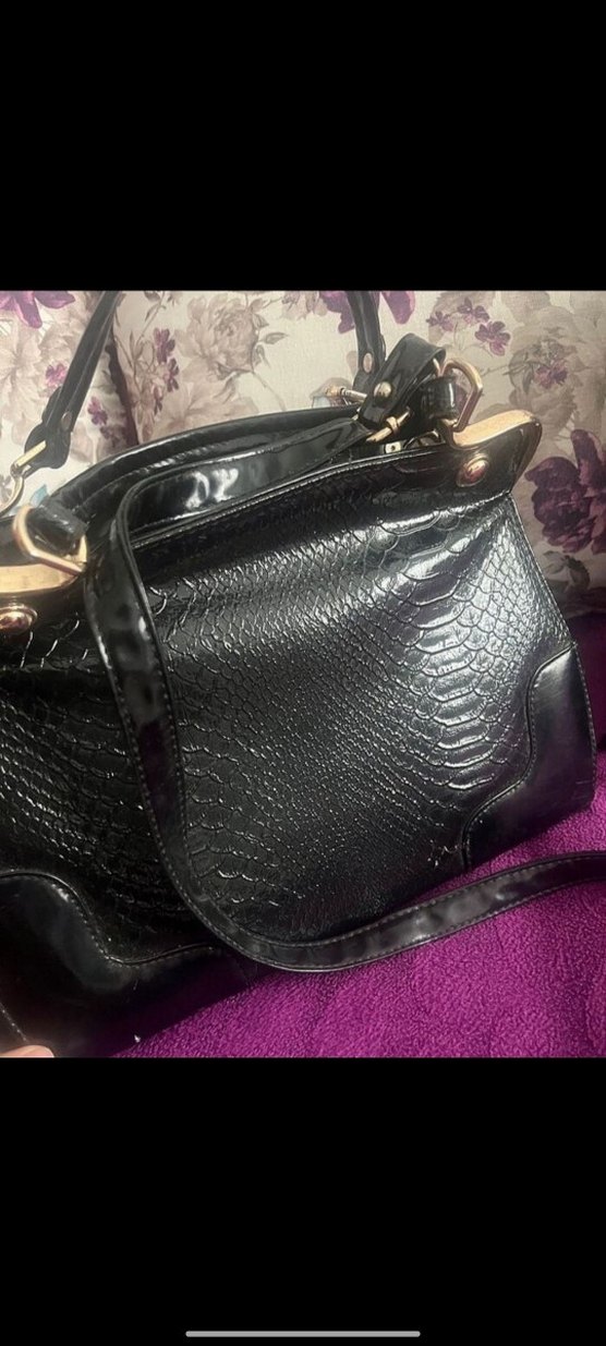 Klasik Siyah Yılan Derisi Desenli Deri Çanta - Görsel 3
