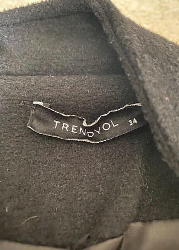 Trendyol & Milla Siyah Kemerli Kadın Kaban
