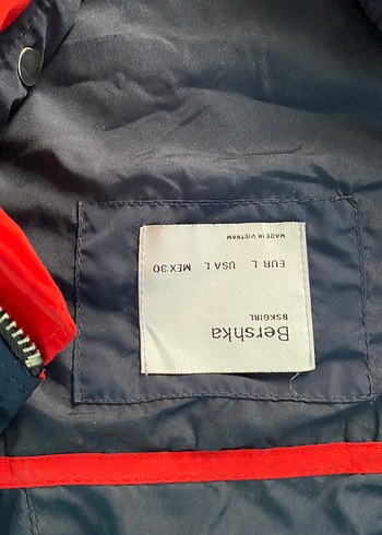 Kadın Kapüşonlu Rüzgarlık Mont - Görsel 2