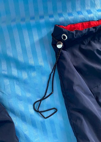 Kadın Kapüşonlu Rüzgarlık Mont - Görsel 3