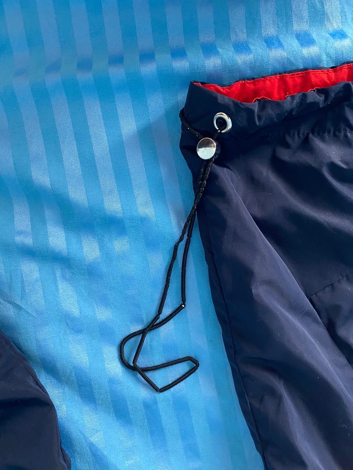 Kadın Kapüşonlu Rüzgarlık Mont - Görsel 3