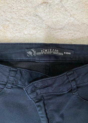 LC Waikiki Kadın Siyah dar Paça Denim Jean