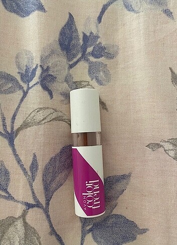 Avon ruj