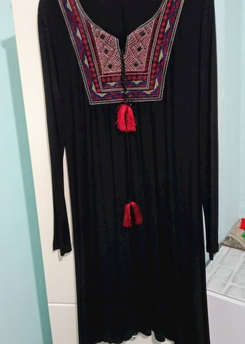 Püsküllü Nakışlı Siyah Bohem Kısa Elbise - Görsel 6