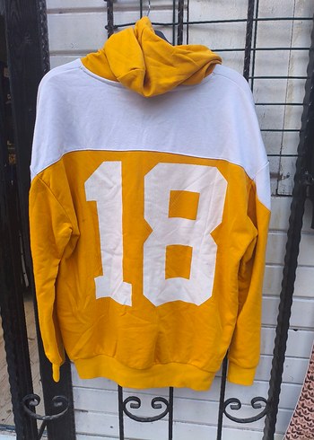 Diğer Sarı Kapüşonlu Baskılı Erkek Sweatshirt