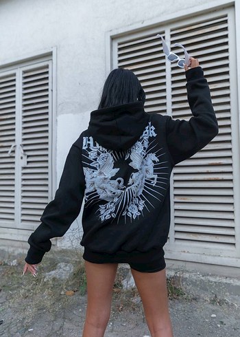 Siyah Kapüşonlu Baskılı Salaş Sweatshirt