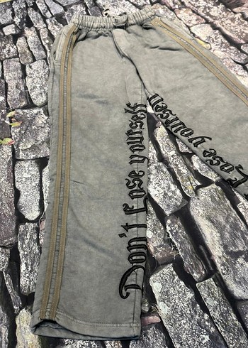 Nakışlı Gri Bol Kesim Denim Erkek Pantolon - Görsel 4