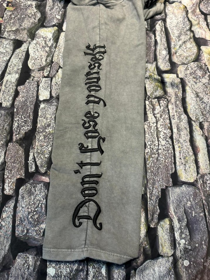 Nakışlı Gri Bol Kesim Denim Erkek Pantolon - Görsel 2