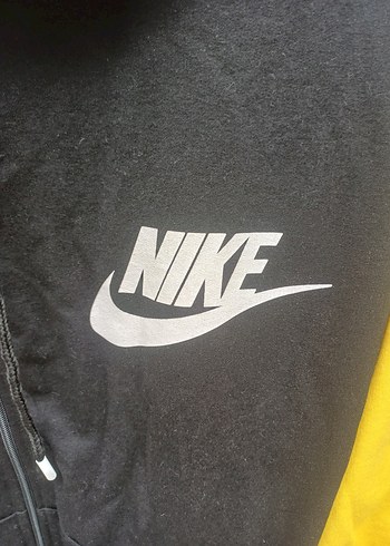 s Beden Nike Kapüşonlu Sarı-Siyah Fermuarlı Sweatshirt