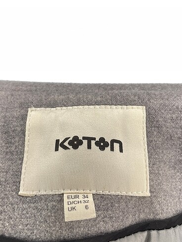 34 Beden gri Renk Koton Kaban %70 İndirimli.