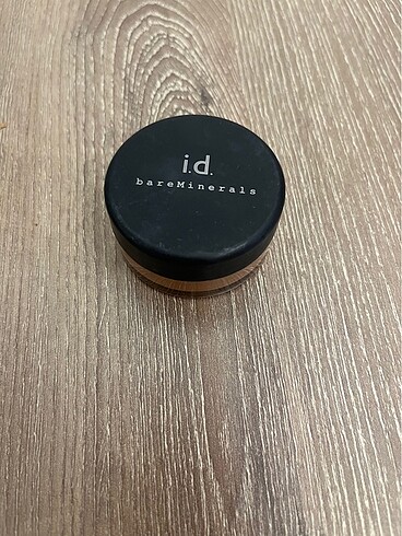 Beden Renk Bare Minerals i.d. Bronz pudra
