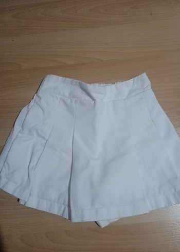 Beyaz Pilili Kız Çocuk Etek