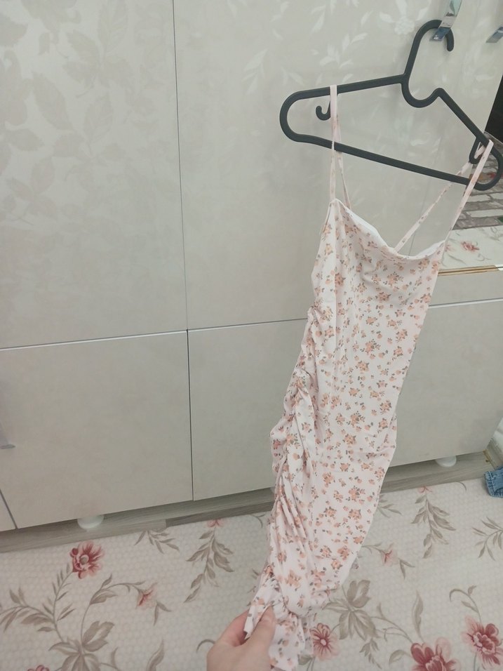 Pembe Desenli şık elbiseee - Görsel 2