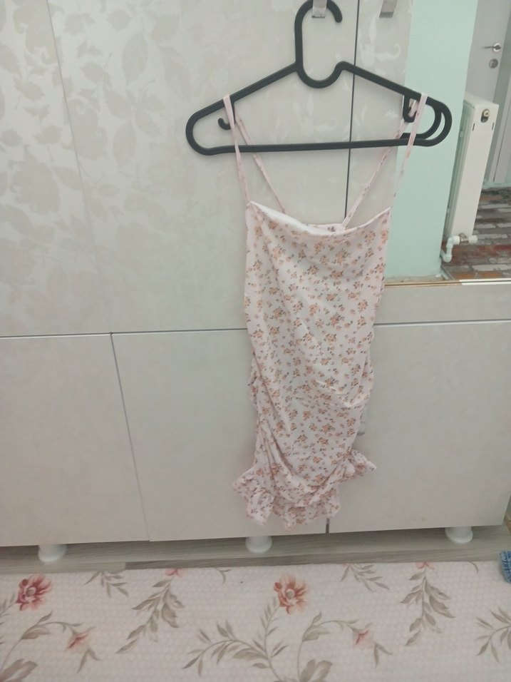 Pembe Desenli şık elbiseee - Görsel 3