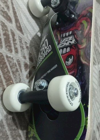 Beyaz Tekerlekli Karanlık Renk Çocuk Kaykay - Görsel 8