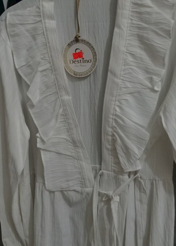 Uzun Kollu Beyaz Keten Fırfırlı Kadın Gömlek - Görsel 2