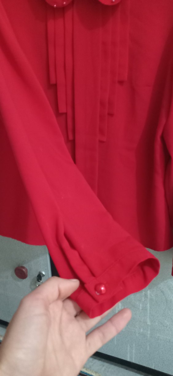 Kırmızı, Yakalı, Düğmeli Kadın Gömlek - Görsel 4