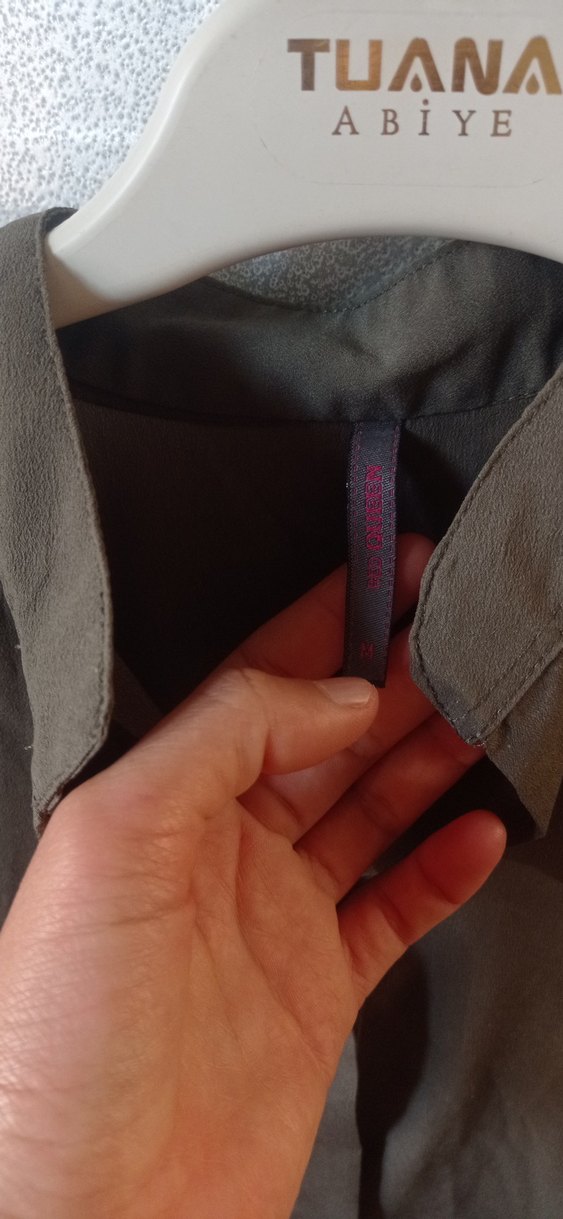 Bej Düğmeli Uzun Kollu Keten Kadın Gömlek - Görsel 4