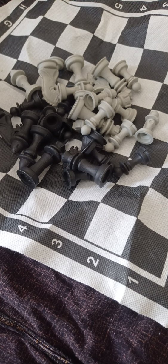 Beyaz ve Gri Satranç Takımı - Görsel 5