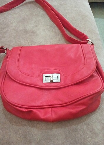 Kırmızı bayan çanta 