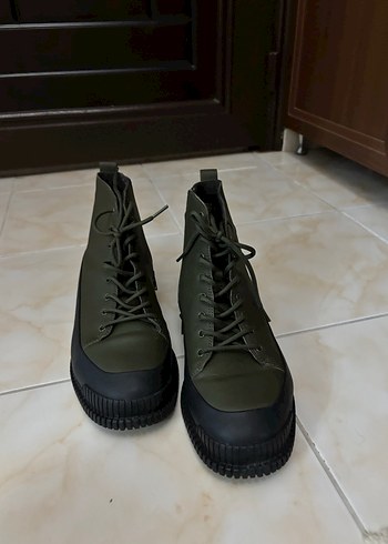 Erkek Bot - Görsel 4