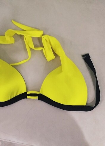 Bikini üstü 