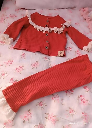 Kız bebek takım 6-9 Ay
