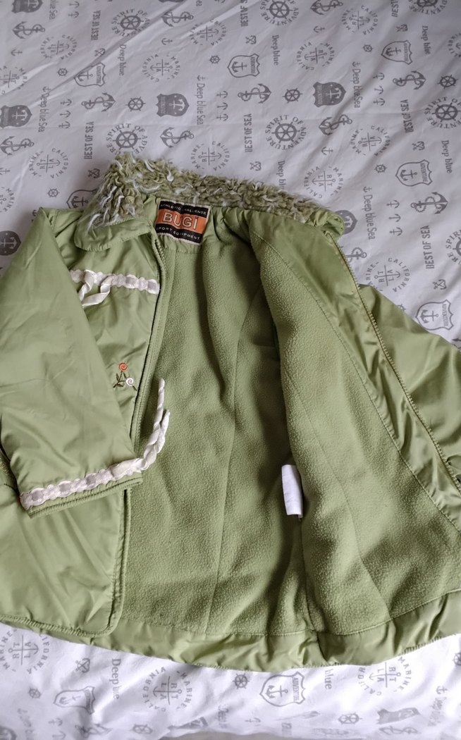 Nakışlı Yeşil Kız Çocuk Mont - Görsel 3