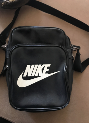 Nike Postacı Nike Çapraz Çanta %20 İndirimli - Gardrops