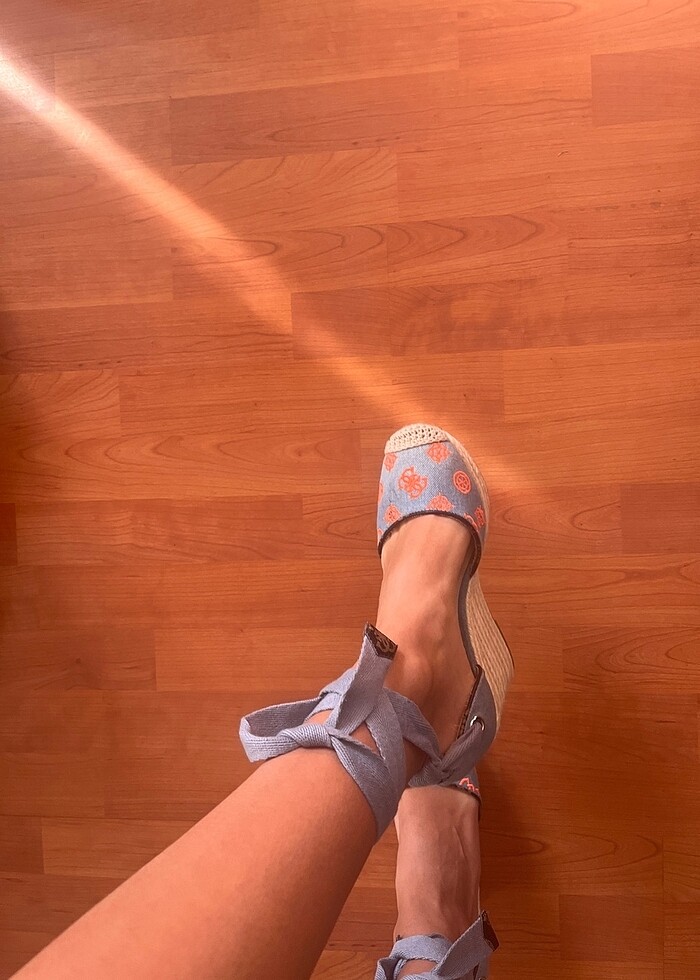 Guess orjinal 38 numara - Görsel 2